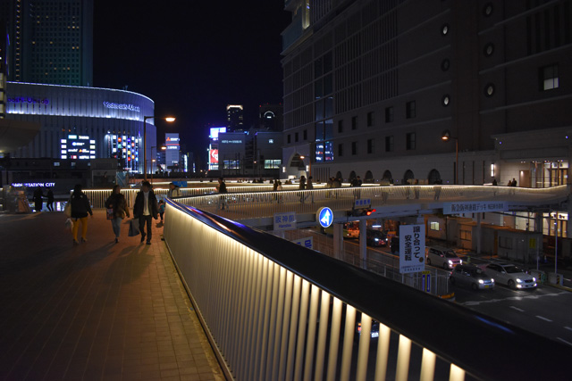 図２　歩行者のアイレベルでの歩道橋