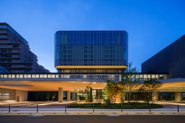 図１　メインエントランス