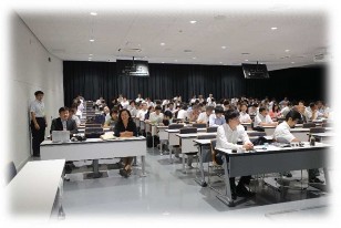 会場の様子