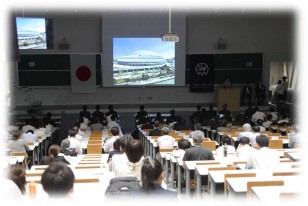 受賞者講演の様子